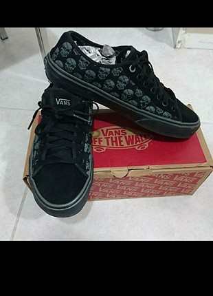 Kurukafalı Vans