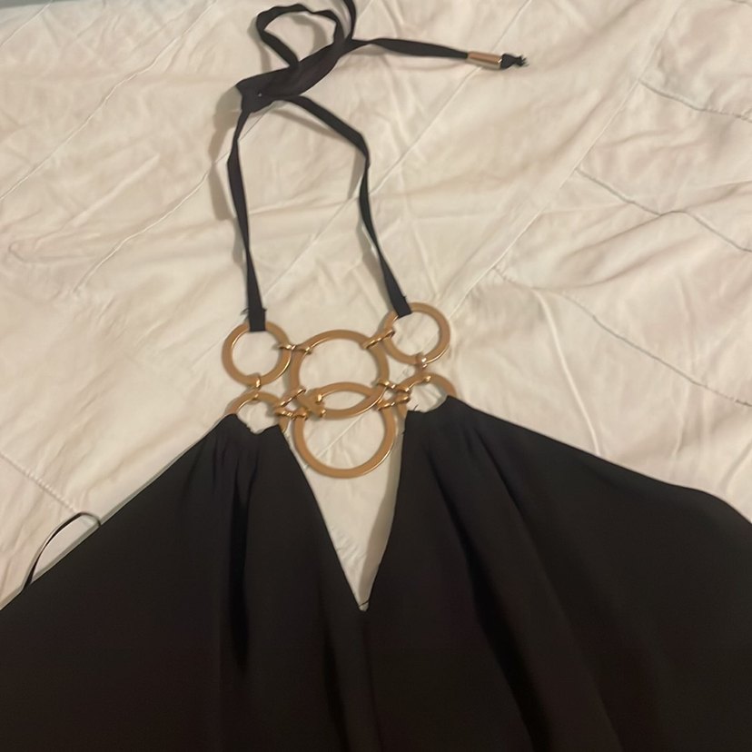 Adil Zincir Detaylı Siyah Uzun İp Askılı Bluz - Görsel 3