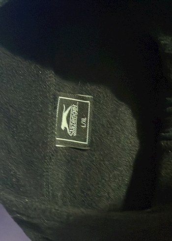 Siyah Fermuarlı Yüksek Yakalı - Görsel 3