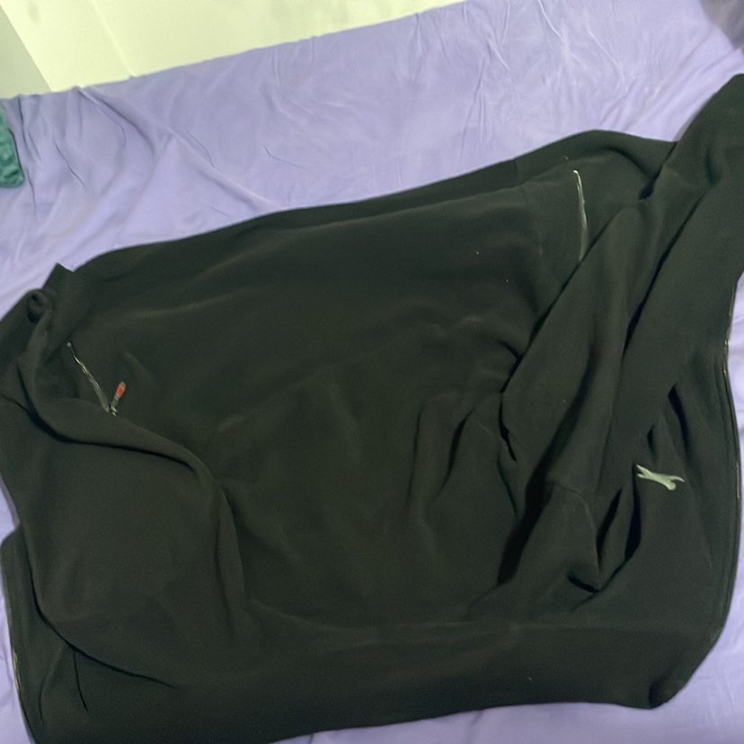 Siyah Fermuarlı Yüksek Yakalı - Görsel 4