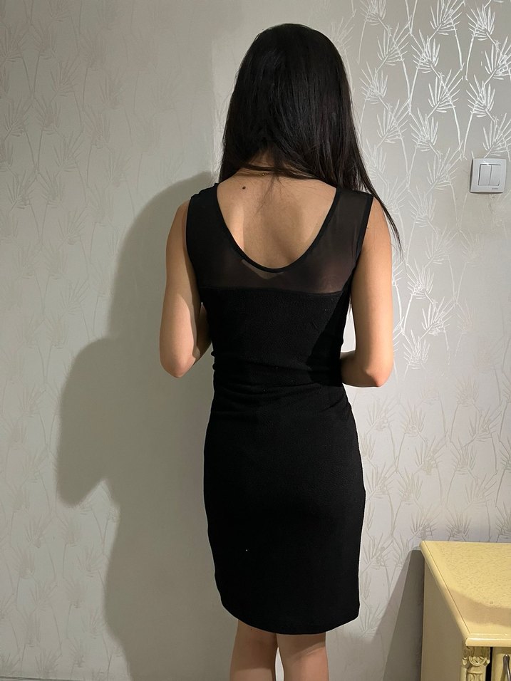 Siyah V Yaka Midi Kadın Elbise - Görsel 3