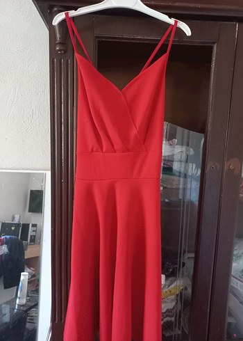 Kırmızı V Yaka Drapeli Midi Elbise