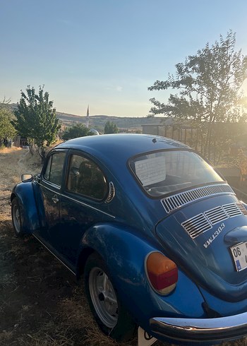 Beden Renk Parlak Mavi Oyuncak Araba