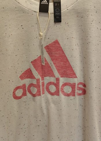 m Beden Adidas tişört