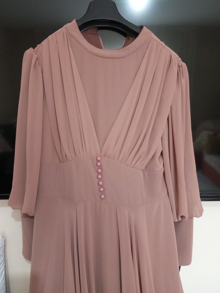 Bej Uzun Kollu Drapeli Kadın Abiye Elbise - Görsel 2