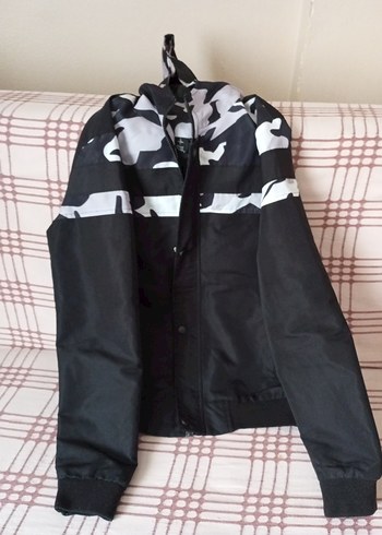 Erkek Çocuk Siyah Kamuflaj Düğmeli Ceket - Görsel 3