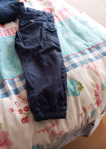 Erkek Çocuk Koyu Mavi Bol Kesim Kemerli Pantolon - Görsel 3