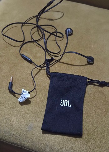 ORİJİNAL Siyah Kablolu JBL Kulaklık ve Taşıma Çantası