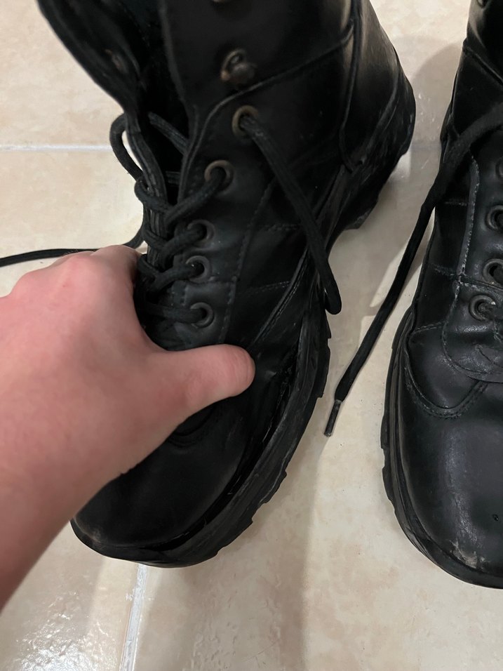 Siyah Bağcıklı Erkek Spor Bot - Görsel 2