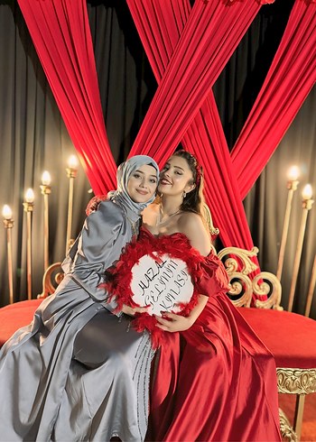 Uzun Kollu Gri Straplez Kadın Abiye - Görsel 2