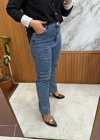Düğmeli Mavi Batik Desenli Kadın Jean