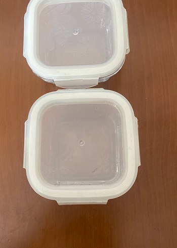 Diğer Cam Kapakli Kahvalti İcin Uygun İki Adet Saklama Kabi
