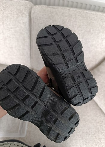 25 Beden Erkek Çocuk Kahverengi Street Wear Bot