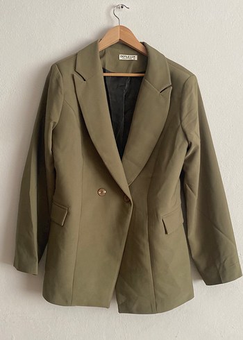 Düğmeli Bej Kadın Midi Blazer Ceket