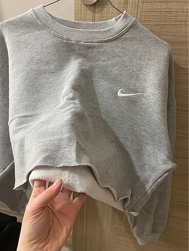 s Beden Orijinal Nike crop sweat