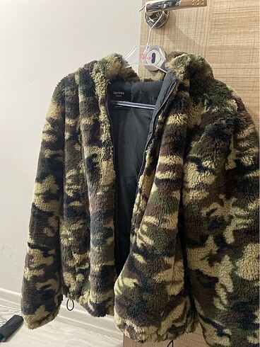 BERSHKA peluş ceket