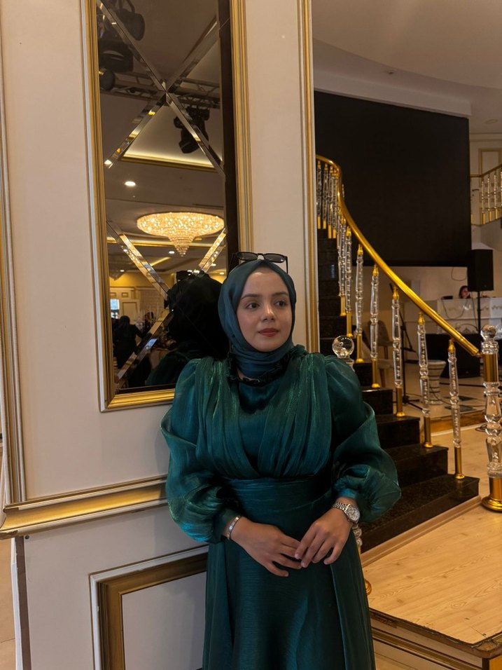 Uzun Kol Drapeli Haki Kadın Abiye - Görsel 2