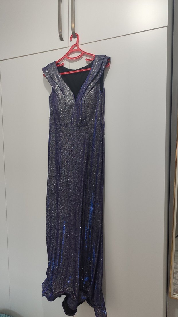 Parlak Mor V Yakalı Uzun Abiye Elbise - Görsel 2