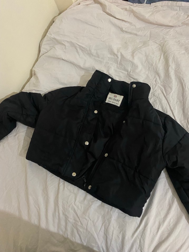 Siyah Kısa Kadın Mont - Görsel 3