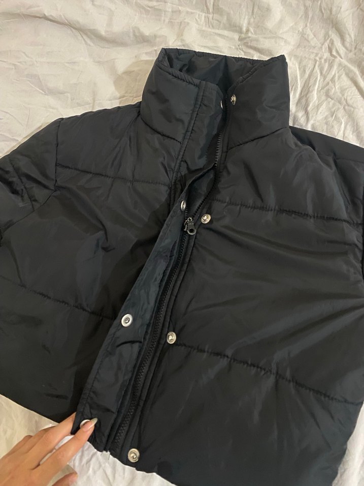 Siyah Kısa Kadın Mont - Görsel 4