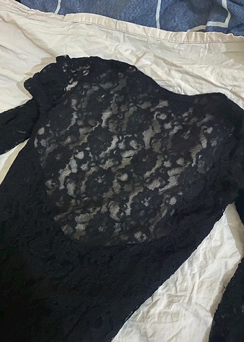 Siyah Dantel Detaylı Uzun V Yaka Kadın Elbise - Görsel 4