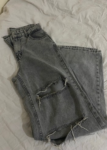 Gri Yırtık Detaylı Salaş Kadın Kot Pantolon - Görsel 2