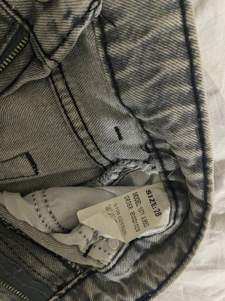 Gri Yırtık Detaylı Salaş Kadın Kot Pantolon - Görsel 4