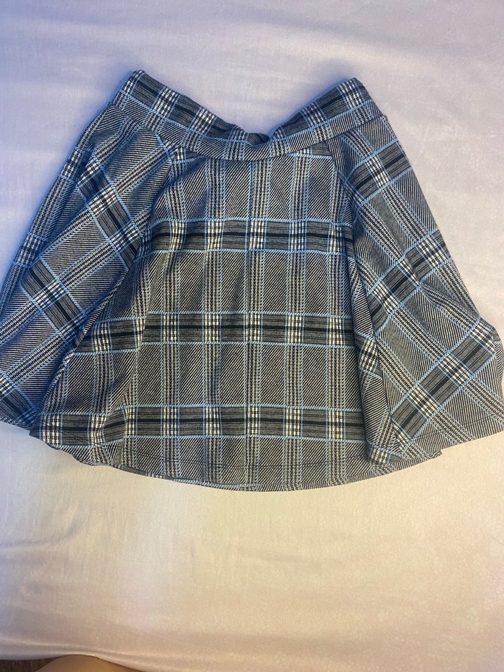 Gri Ekose Desenli Piliseli Mini Etek - Görsel 2