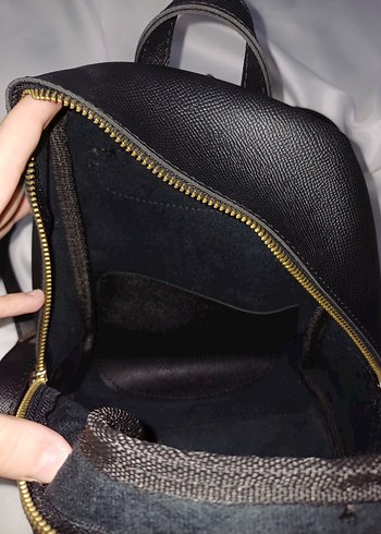 Kadın Siyah suni deri sırt çantası - Görsel 4