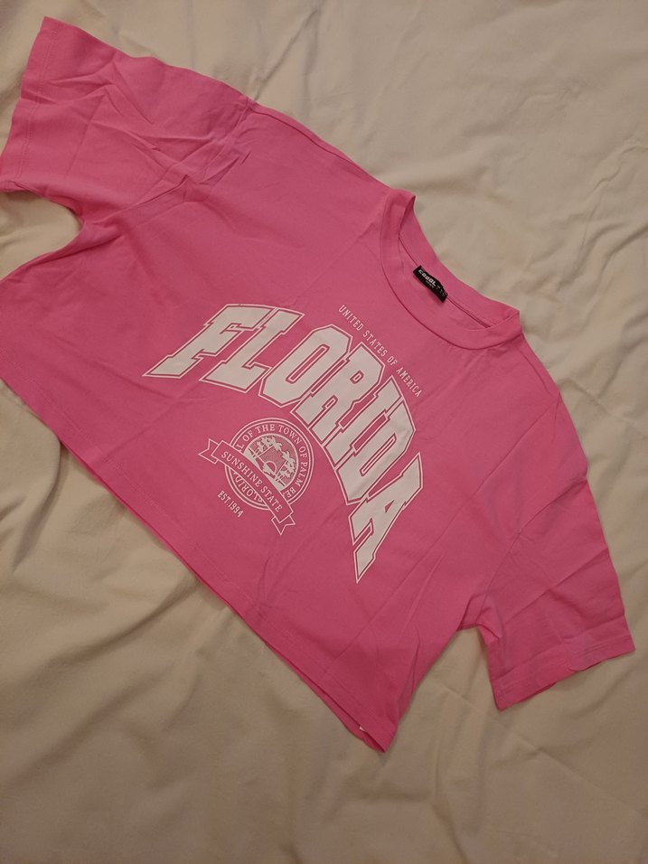 Pembe Baskılı oversize crop top - Görsel 2