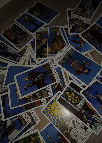 Beden Klasik Tarot Kartları 78 kart ve rehber kitap