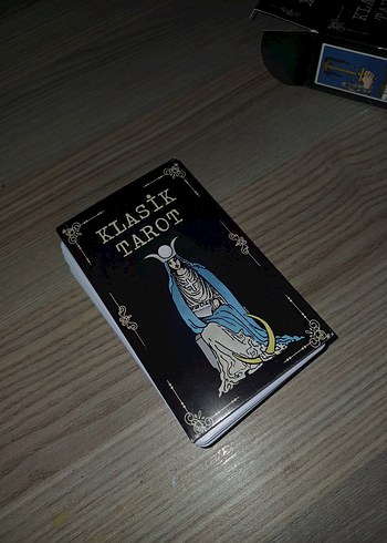 Klasik Tarot Kartları 78 kart ve rehber kitap