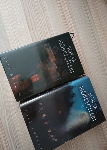 Sokak Nöbetçileri Roman Serisi