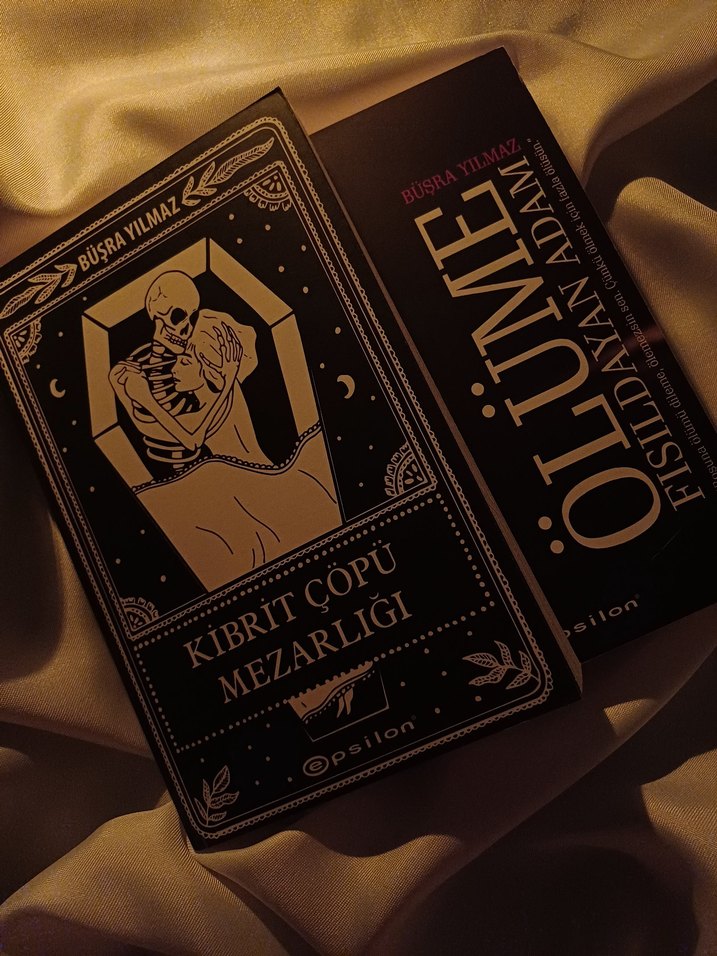 Ölüme fısıldayan adam/ Kibrit Çöpü Mezarlığı - Büşra Yılmaz - Görsel 2