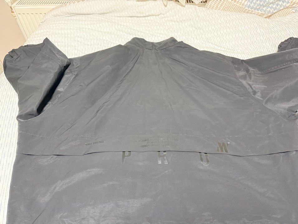 Siyah Fermuarlı Ceket Su Geçirmez - Görsel 4