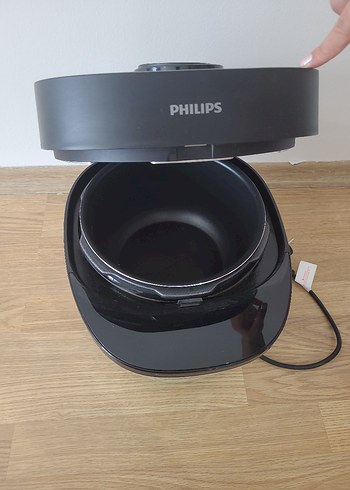 Beden Philips Siyah Elektrikli Düdüklü