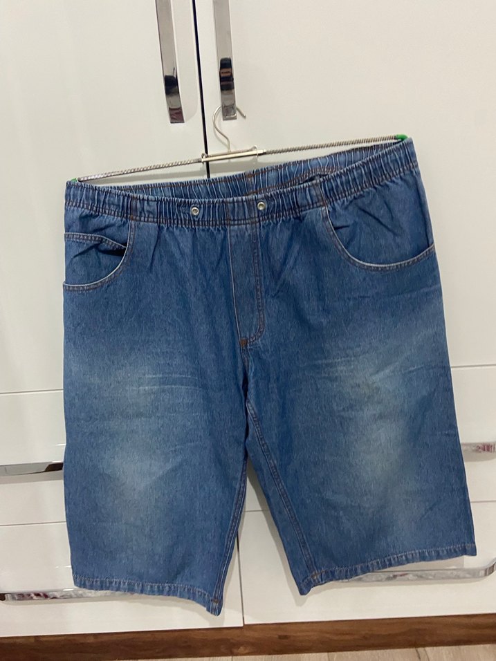 Erkek Mavi Denim Kısa Paça Rahat Kesim Şort - Görsel 3