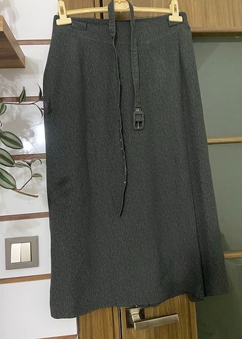 Düğmeli Gri Kadın Yelek Etek Tesettür Takım - Görsel 2