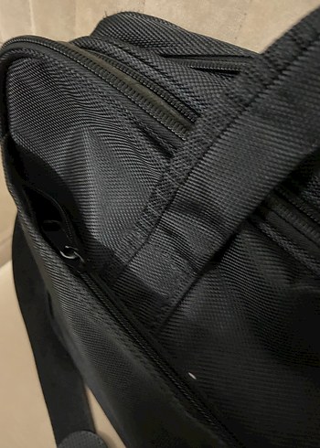 Siyah Fermuarlı Erkek Omuz Çantası - Görsel 3