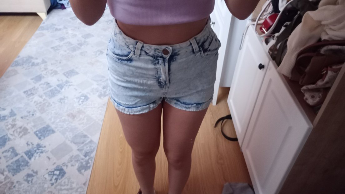 Kadın Mavi Bağlama Desenli Mini Denim Şort - Görsel 2