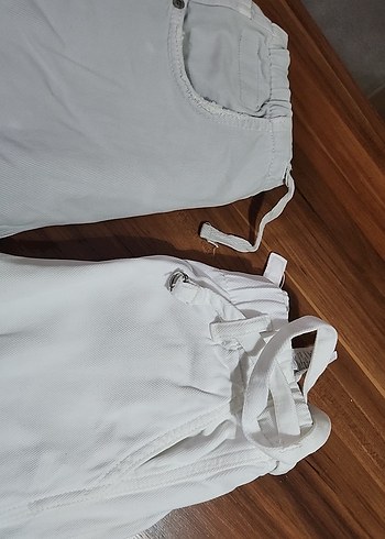kız çocuk beyaz ve açık gri renkte orijinal zara pantolon
