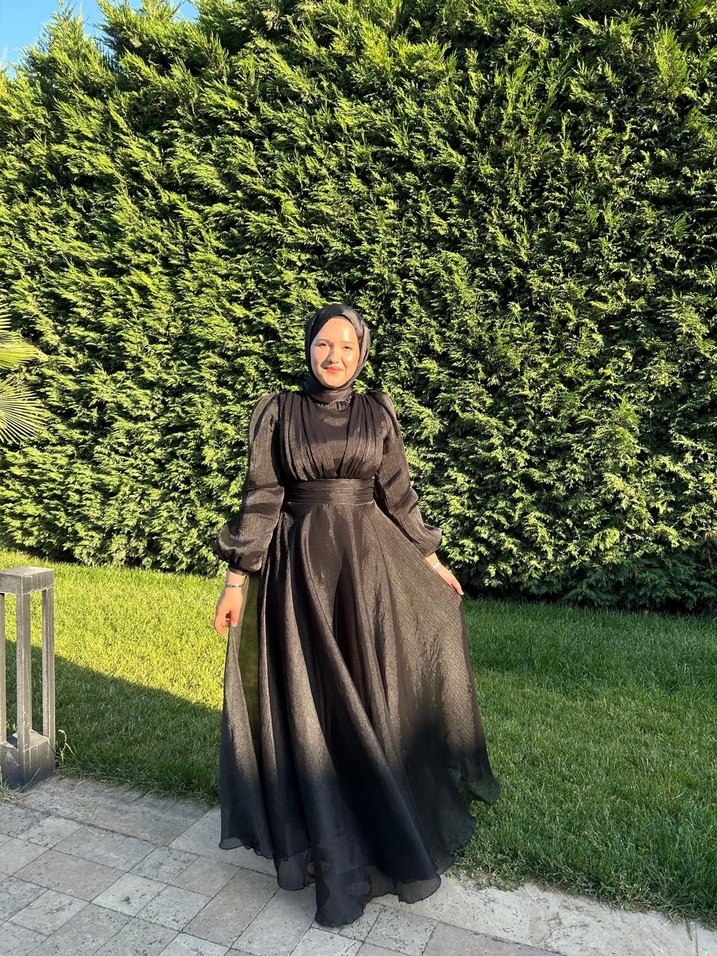 Siyah Uzun Kollu Drapeli Uzun Elbise - Görsel 2