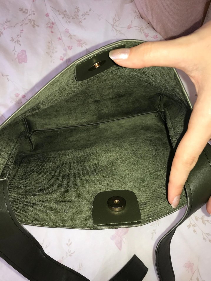 haki Deri Kilitli Kadın Omuz Çantası - Görsel 2