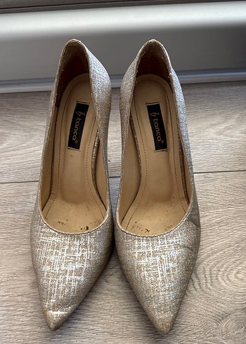 Kemal Tanca Kadın Gri Stiletto Topuklu Ayakkabı