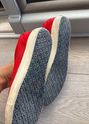 39 Beden kırmızı Renk Kırmızı Elastik Bağcıklı Kadın Spor Ayakkabı