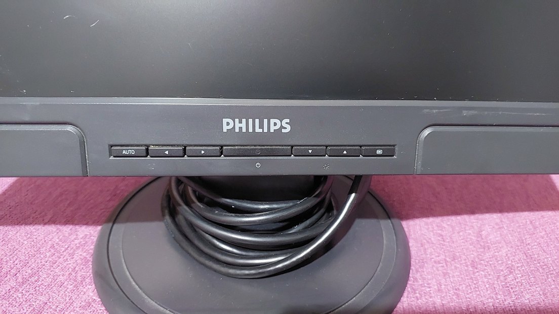 Philips 170S 17 inch Siyah Monitör - Görsel 2