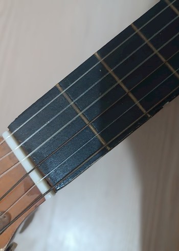 Sarı Klasik Gitar - Görsel 4