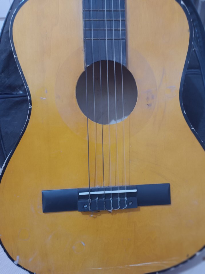 Sarı Klasik Gitar - Görsel 5