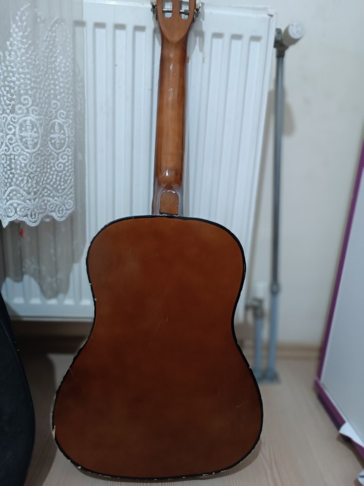 Sarı Klasik Gitar - Görsel 2