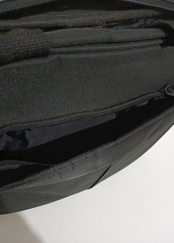 Siyah Laptop Çantası - Görsel 4